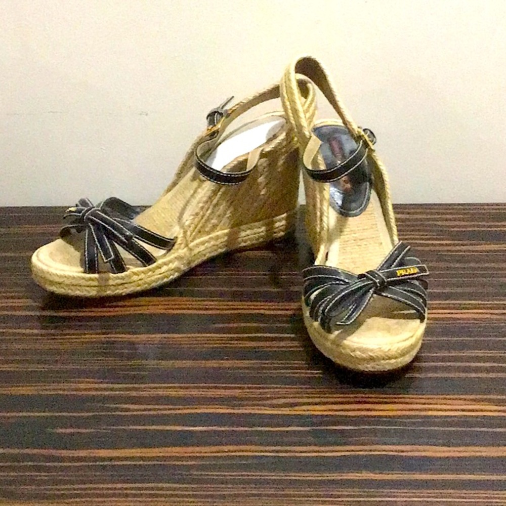Prada espadrilles wedges ❤️